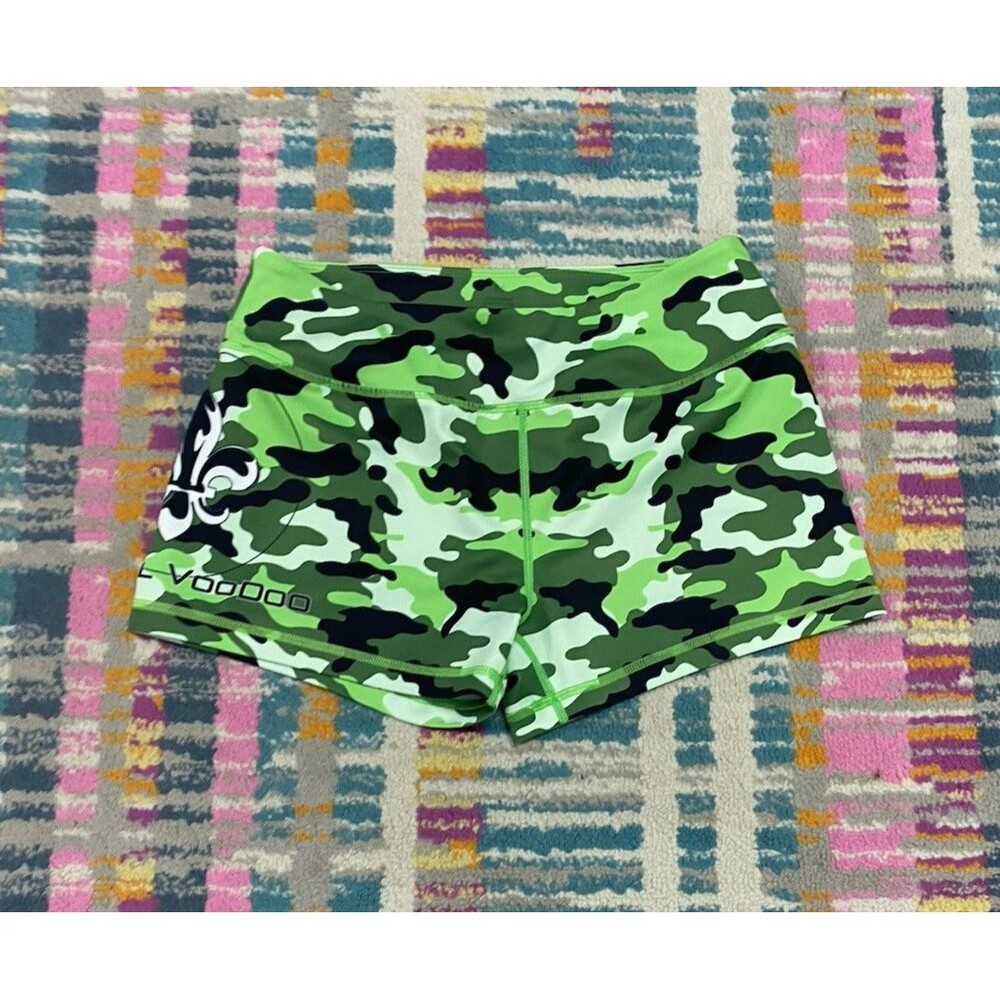 Barbell VooDoo Green Camo Compression Workout Shorts Women's Size Medium